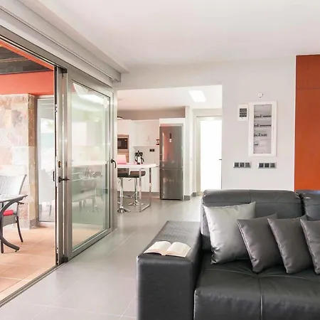 Par 4 20 Villa *